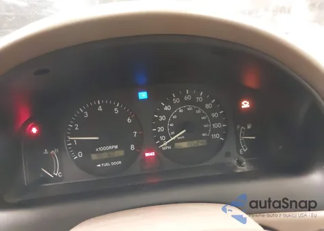 1998 Toyota Corolla Le z USA, uszkodzony, nr VIN 2T1BR18E1WC018347